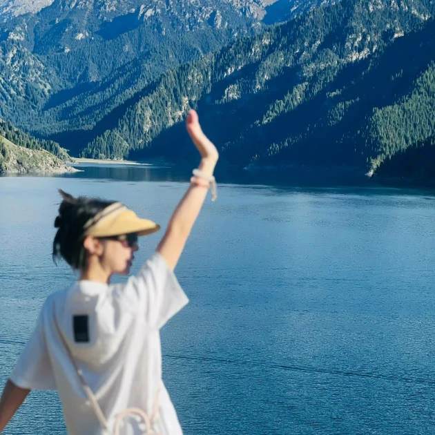 Tianshan Scenery Tour