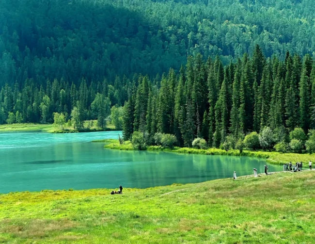 Kanas Lake